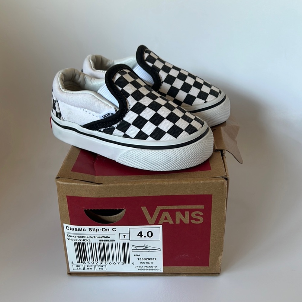 Gently worn Vans Classic Slip on sneakers